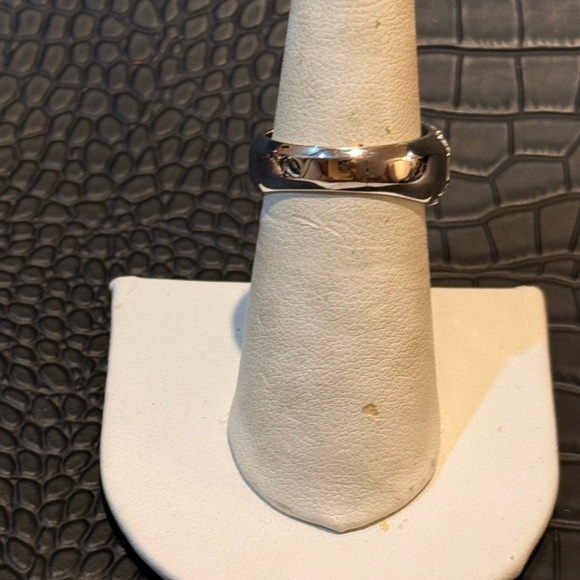 Yellow Diamond ring - Picture 10 of 10